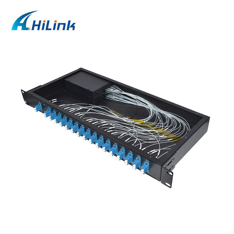 LC / UPC 16ch Cwdm Optik Mux Demux 1U Raf Tipi Çift Fiber 1310nm ~ 1610nm